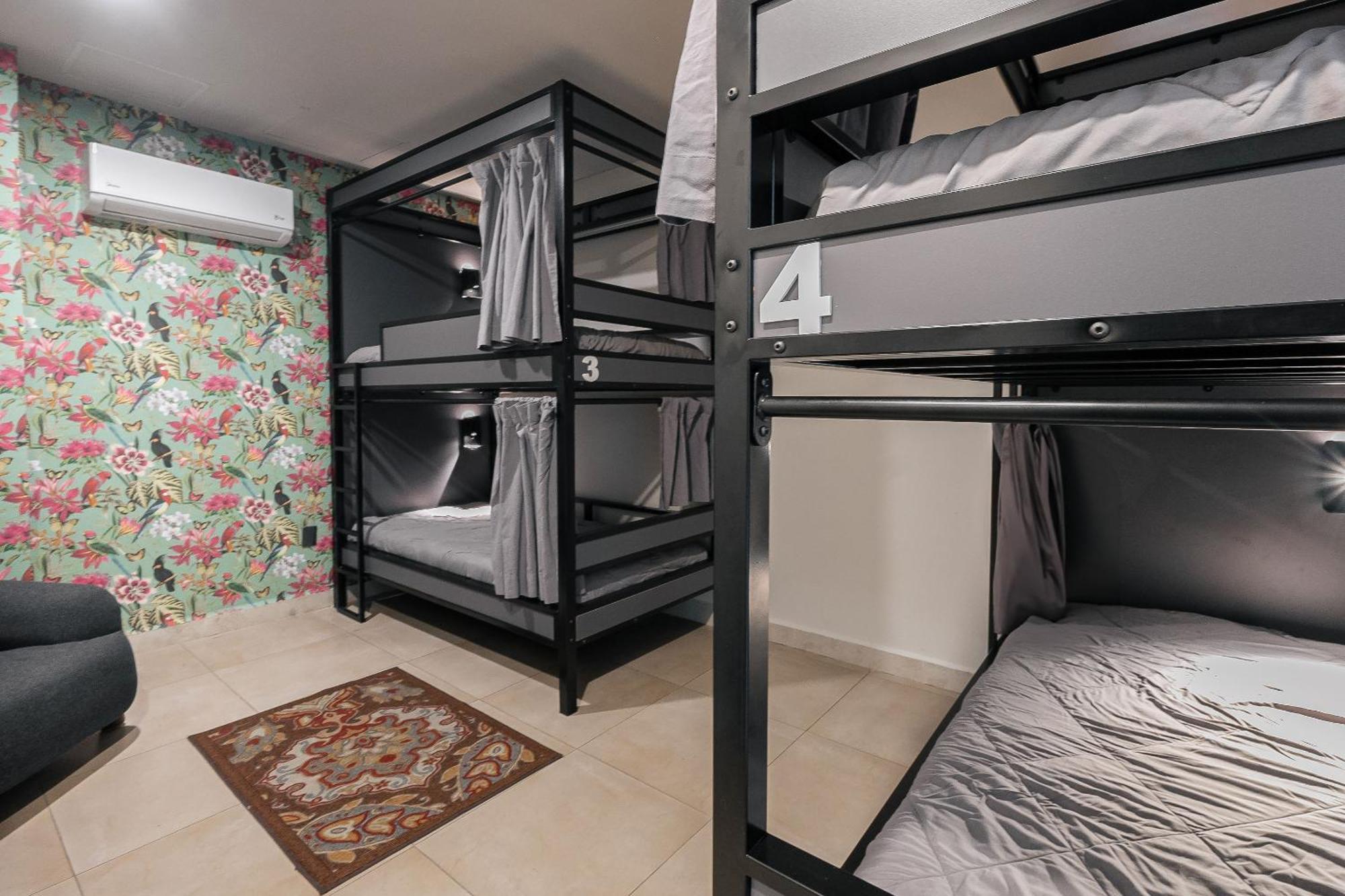 Cama En Habitacion Compartida Mixta Мехико Экстерьер фото